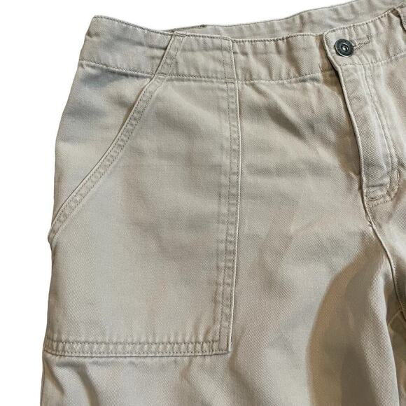 Vintage Liz Claiborne khaki mid rise cargo utility shorts size 8 - Picture 3 of 9